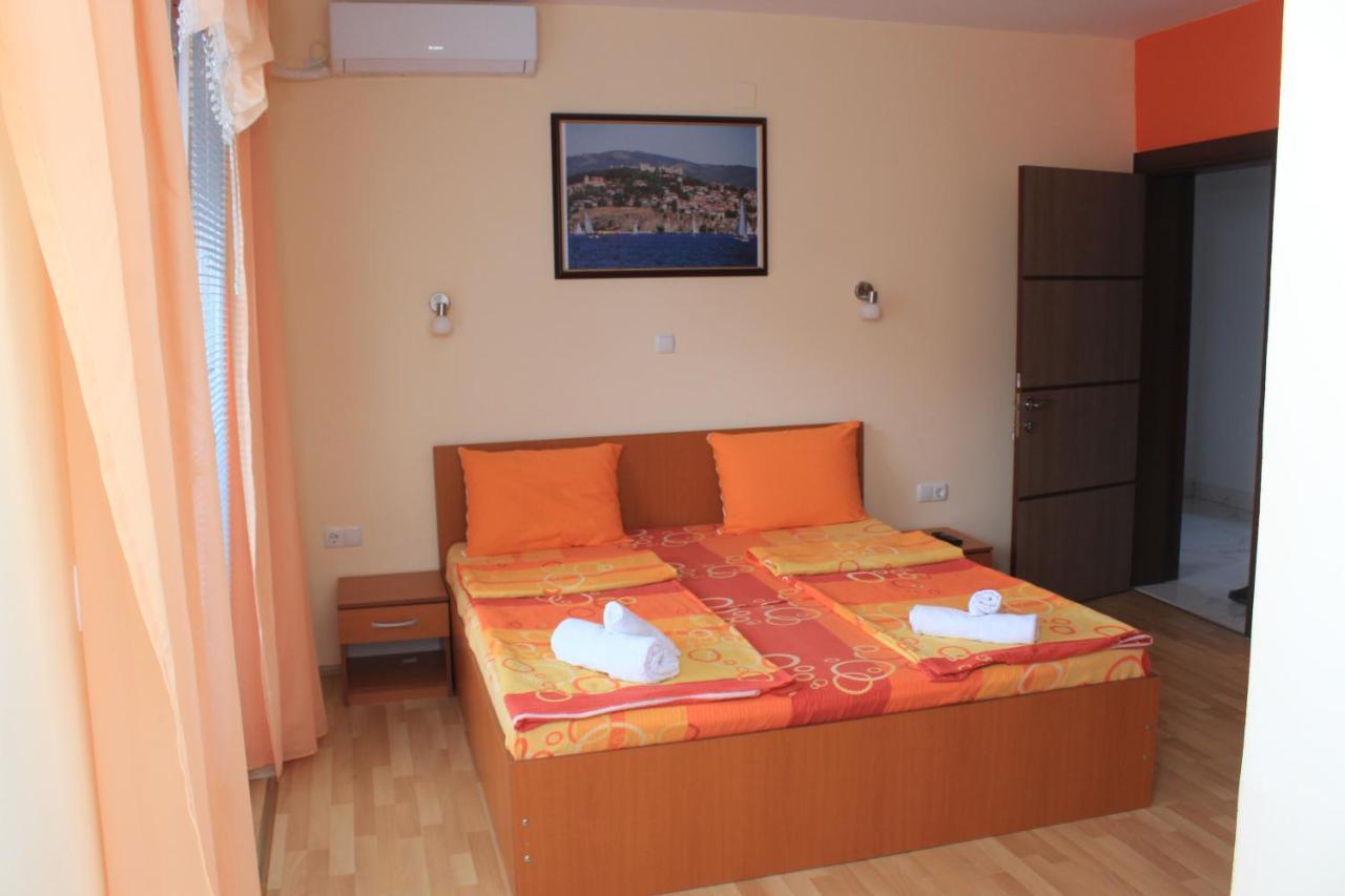 Villa Mimi Пештани Экстерьер фото
